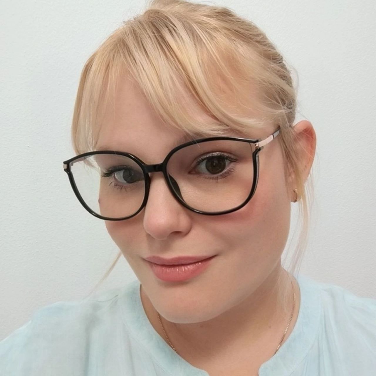 Bambino che dorme serenamente